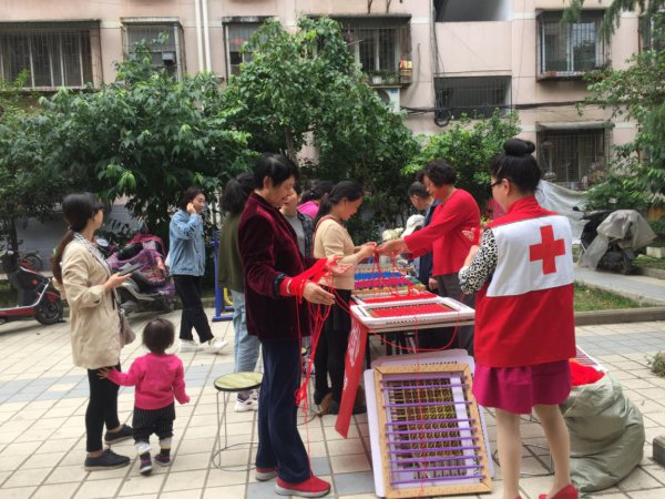 福利巷居委会领导团队引领社区新发展之路